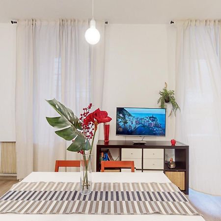 New Japan Trastevere Apartment โรม ภายนอก รูปภาพ